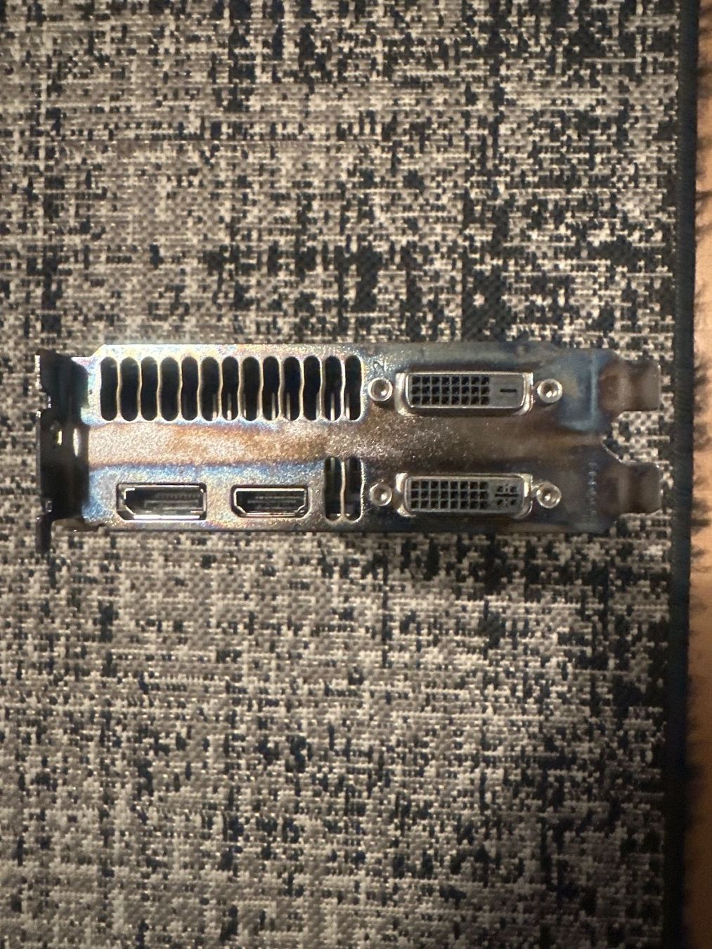 Schede grafiche: GeForce GTX670 2GB GDDR5 – Usato da Neerach venduto da Nummerschild16 1