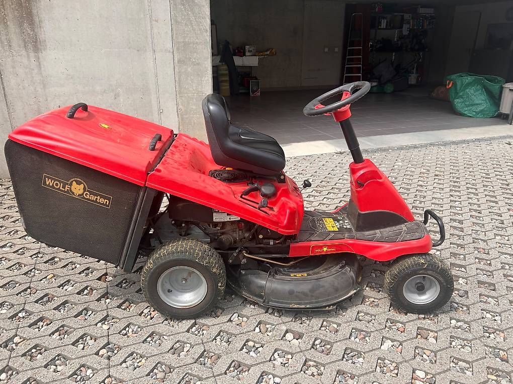 Traktoren: TRATTORINO WOLF GARTEN SCOOTER PRO – Gebraucht aus Genestrerio von Danishefsky 1