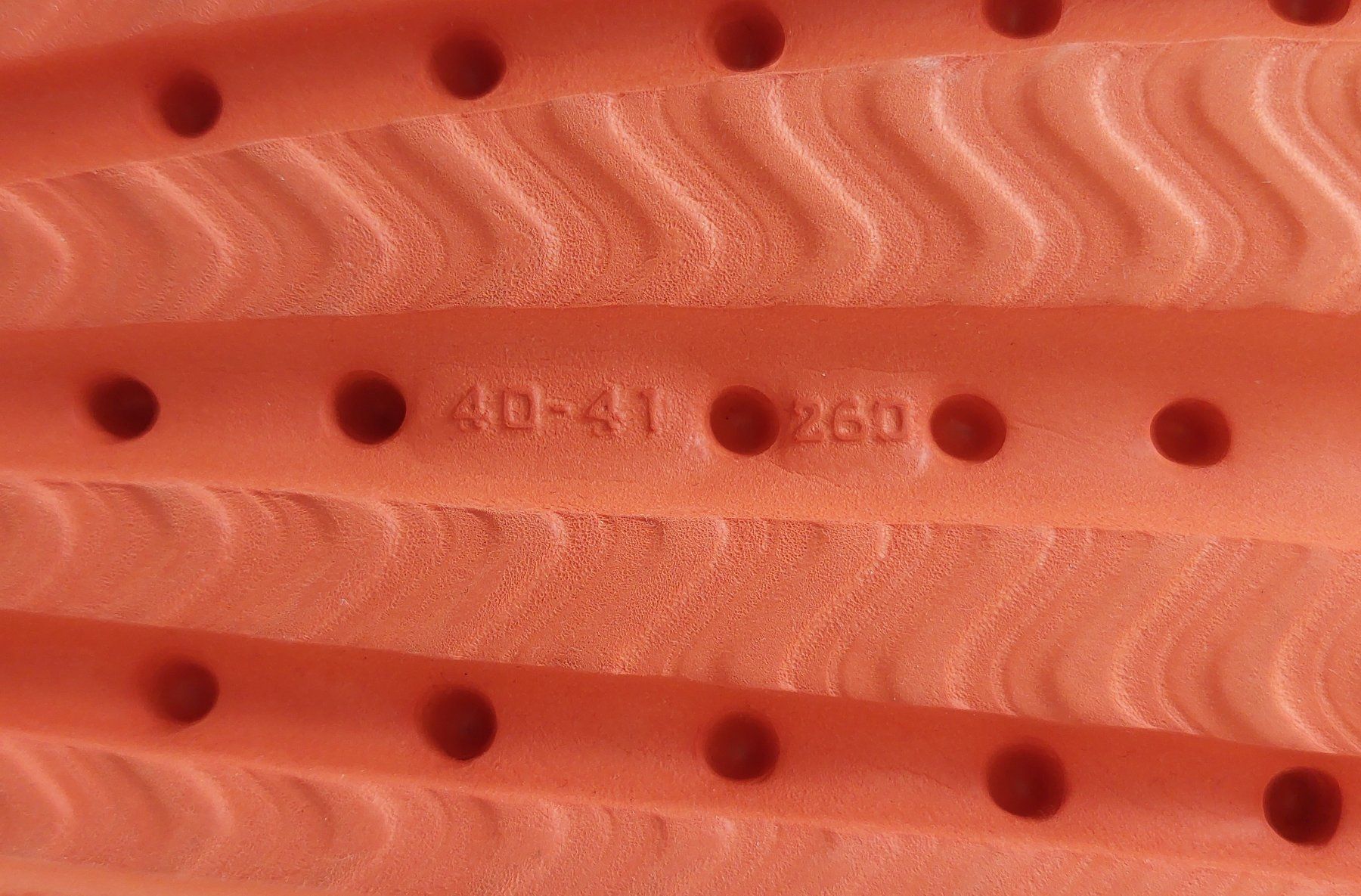 Scarpe da uomo: CLOUD-SLIDES - PILLOW SLIDES | Superweiche EVA - Hausschuhe – Nuovo e nell'imballaggio originale da Oberweningen venduto da Feindesign 2