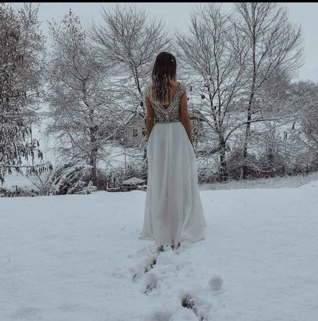 Abendkleid weiss mit Paillettenbesatz gebraucht Zustand