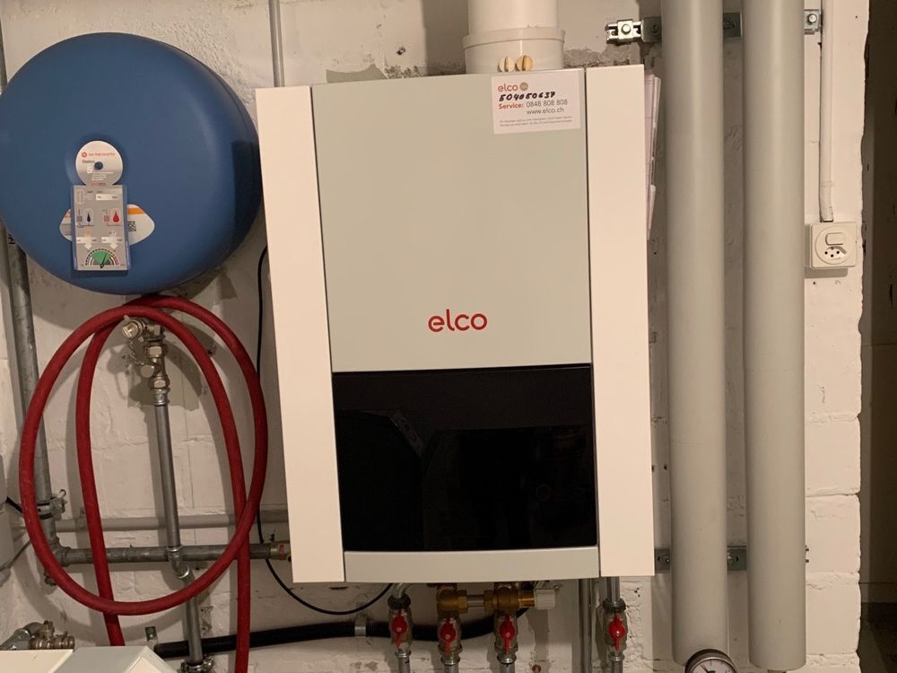 Elco Gasheizung, Gasbrennwert- Wandgerät, Thision S plus 24 (Gebraucht ...