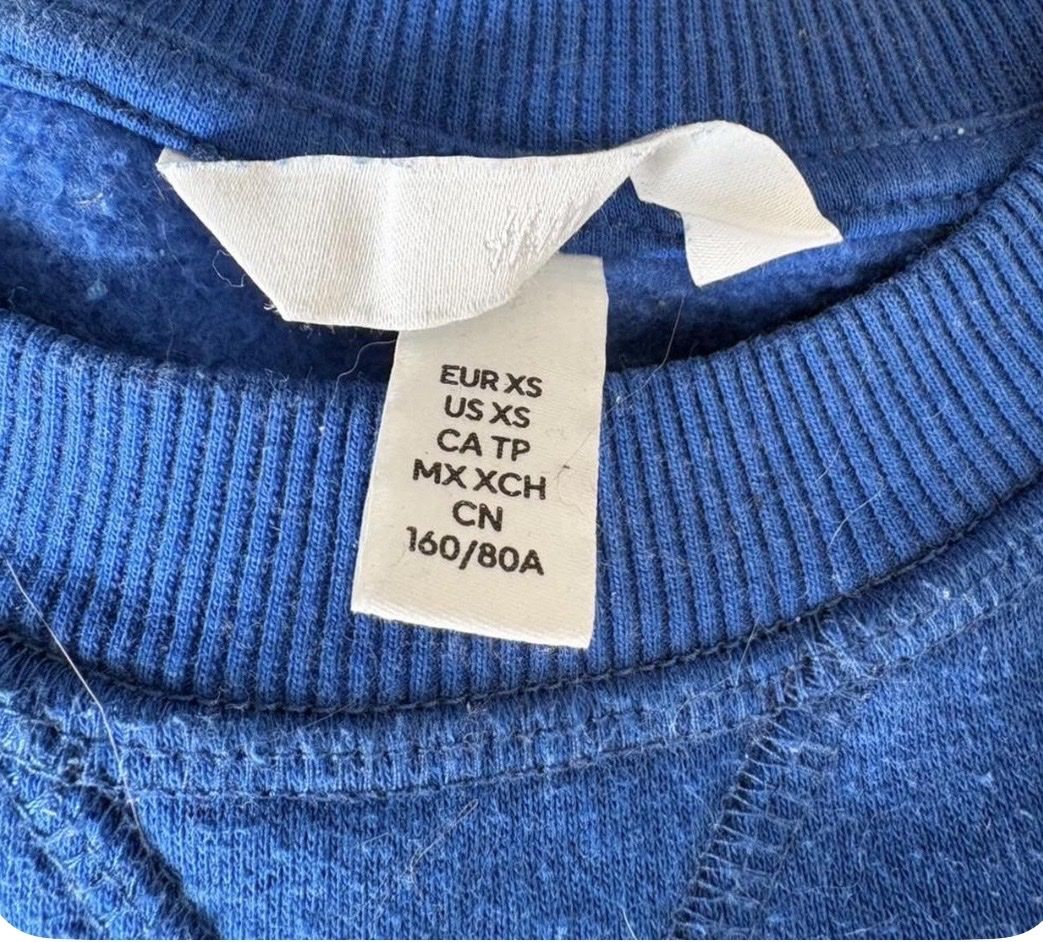 H&M Maglioni & Felpe: gros pull bleu « paris » – Usato da Ardon venduto da loanneroch 1