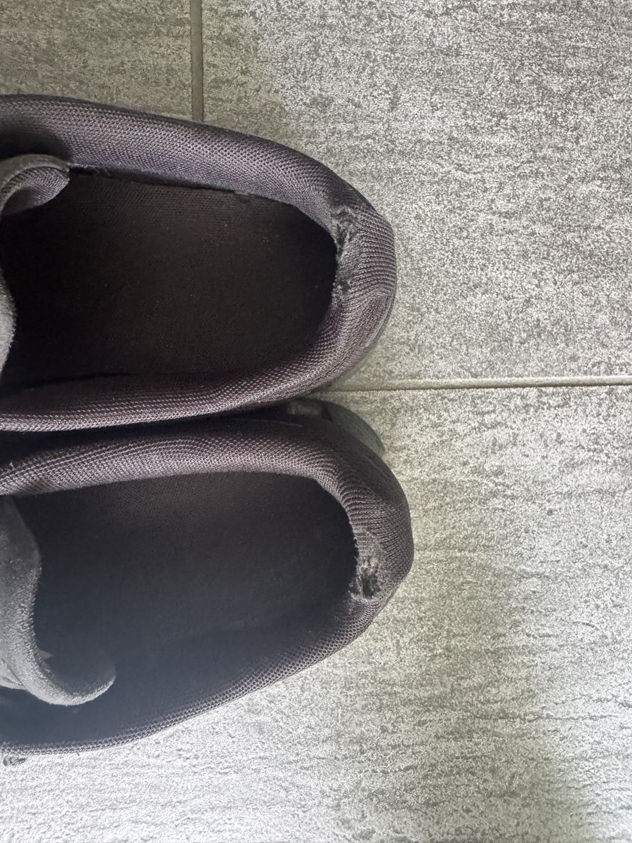 On Scarpe da uomo: On Cloud Laufschuhe, Schwarz, Grösse 40 – Usato da Winterthur venduto da Selina9 5