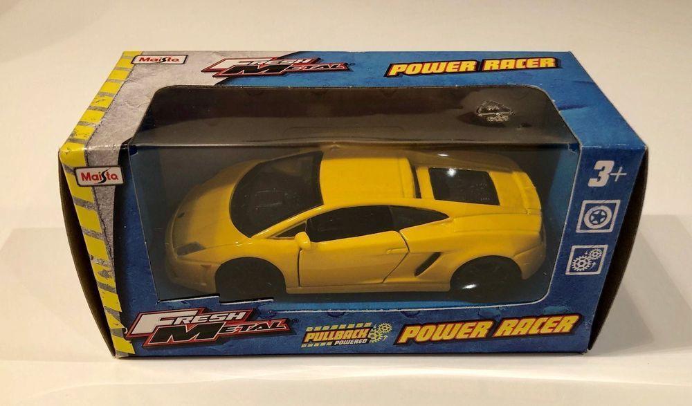 Kleines gelbes Modellauto "Lamborghini" 2