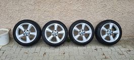 Jantes originales 17" BMW série 1 avec pneus d'hiver