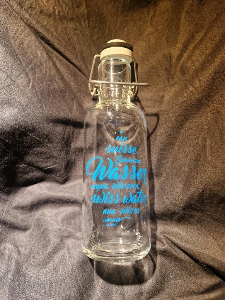 Gläser, Krüge & Flaschen: Wasserflasche – Gebraucht aus Oberweningen von shaw19