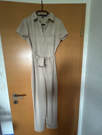 Damen Jumpsuit beige Grösse S neuwertig