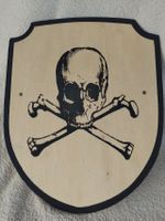 Piratenschild aus Holz