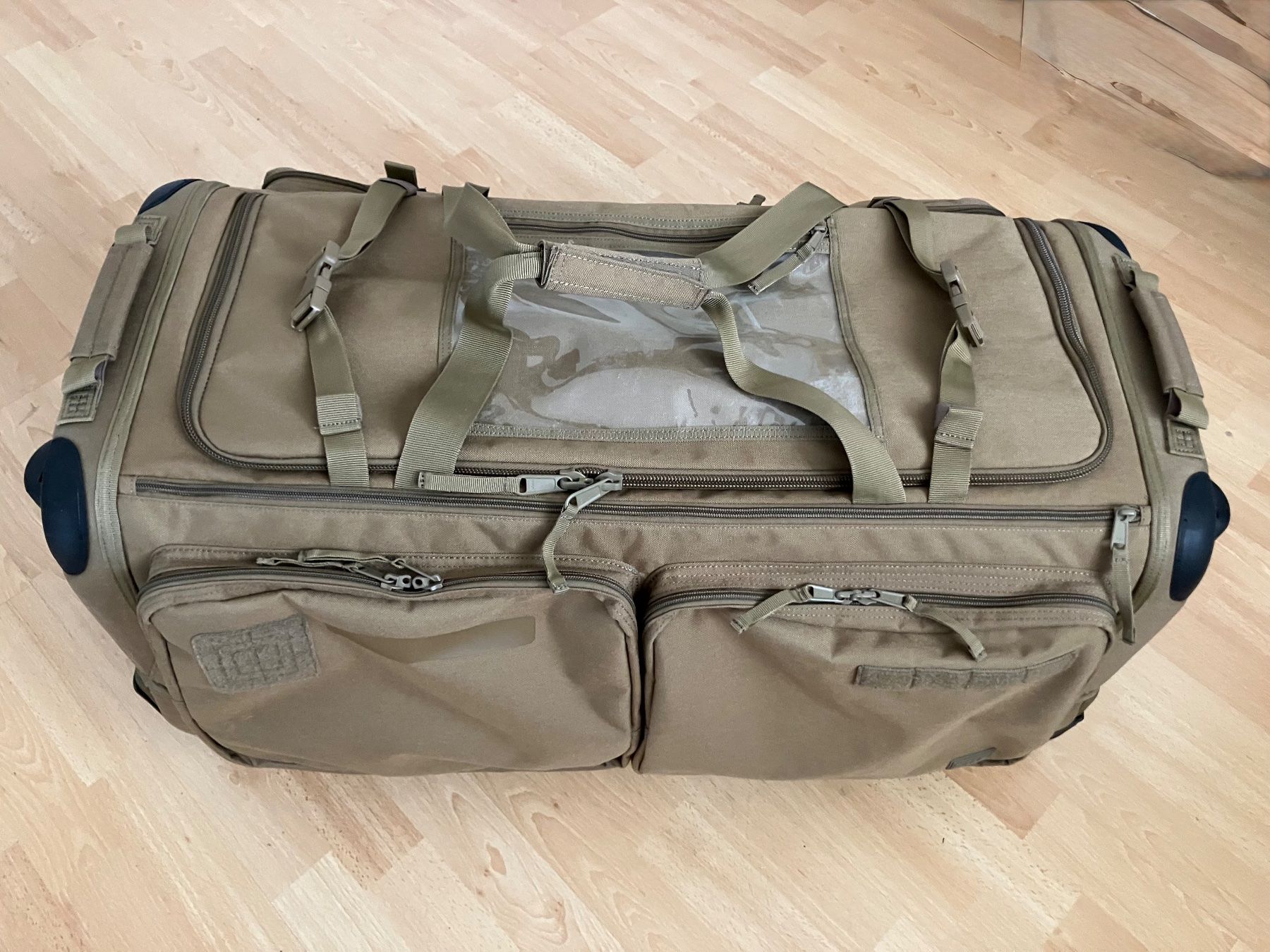 Kangaroos Borse: Rollkoffer, Einsatztasche, Kangaroo – Nuovo (secondo la descrizione) da Hohentannen venduto da kudulibi