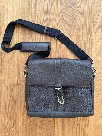 AIGNER Handtasche, dunkelbraun, 30x27x9/7.5 cm, NEU