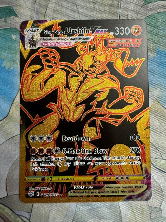 Carta Pokemon Single Strike Urshifu VMAX TG29/TG30 Secret Rare (Brilliant Stars) + Toploader TitanCards