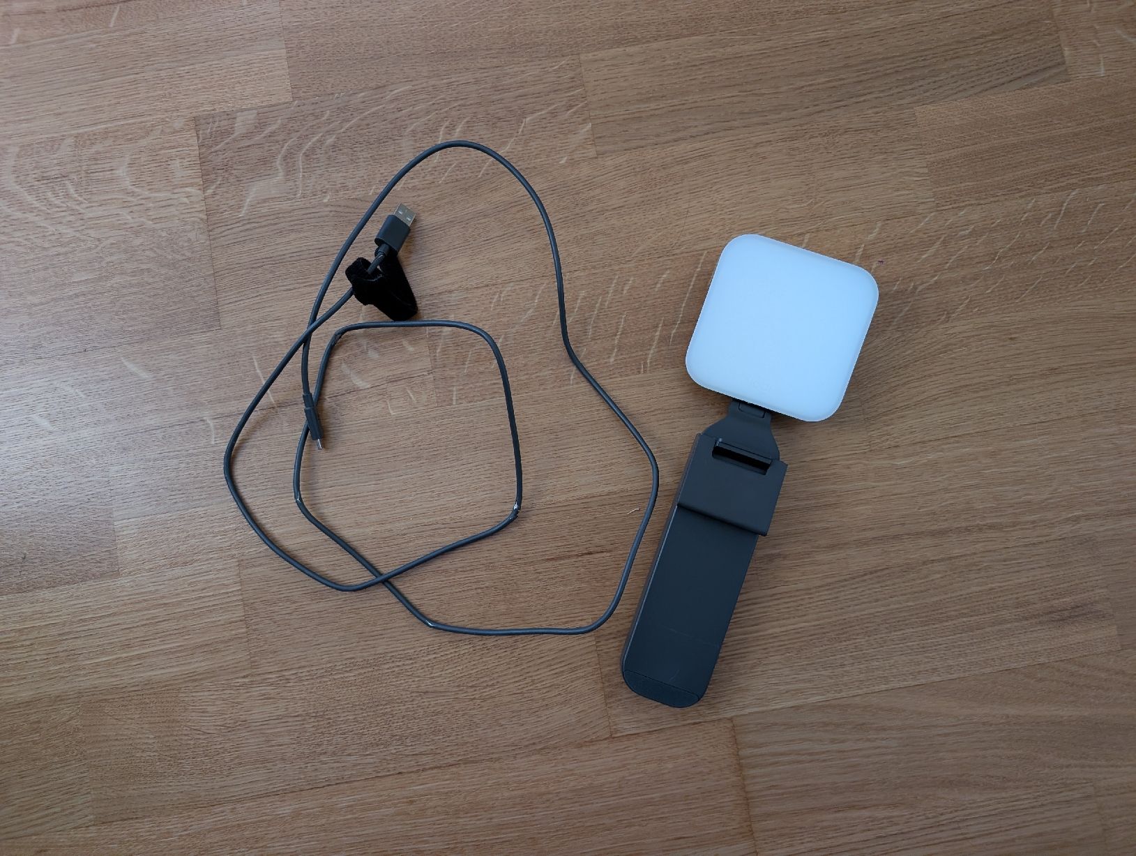 Lampen: Logitech Litra Glow - LED Streaming Light  – Gebraucht aus Pully von krisnay