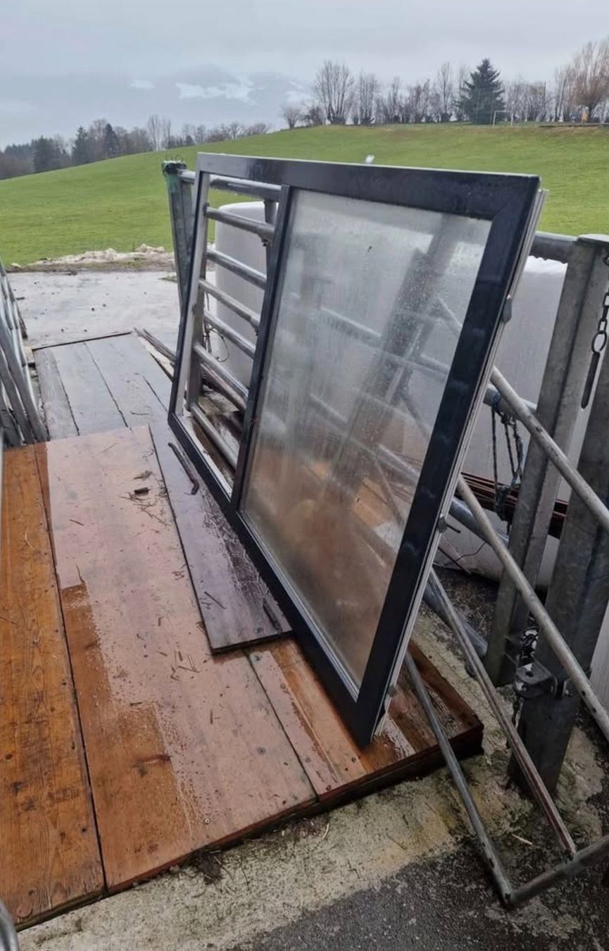 Finestre: Fenster, Balkontür – Usato da Ernetschwil venduto da Nettenhof01
