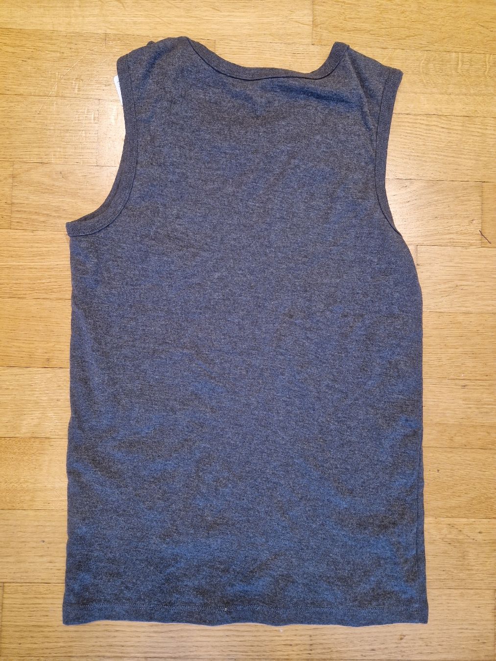 H&M Camicie, T-shirt & Polo: Débardeur H&M Basic Garçon 158/164 cm - État Impeccable – Usato da Penthaz venduto da Sosotroc 2