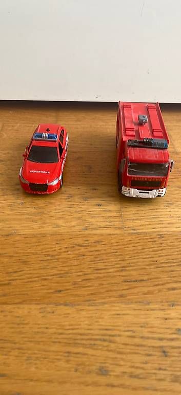Modellautos: 2 Feuerwehrautos – Gebraucht aus Muri b. Bern von sibube3000 2
