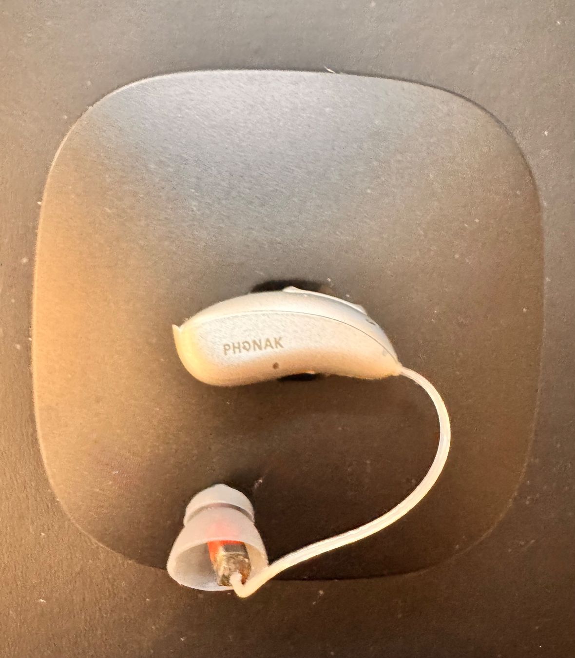 Phonak Attrezzature mediche: Phonak P50 312 Hörgeräte Rechts – Usato da Hermetschwil-Staffeln venduto da Sigmund57 4