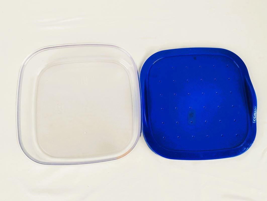 Tupperware Behälter & Ähnliches: M TOP-LINE Tupperware mit blauem Deckel – Gebraucht aus Schübelbach von Restwert_Schubelbach 1