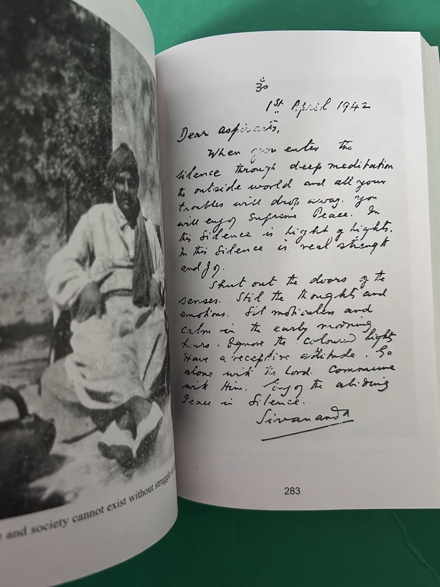 Livres: Sivananda Upanishad – D'occasion à Dietikon par TdaC 3