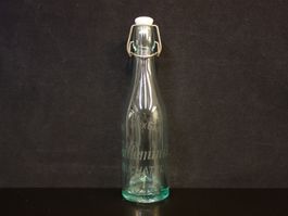 kleine alte Flasche J. VUILLEMIN & CIE NEUCHÂTEL EAUX GAZEUS