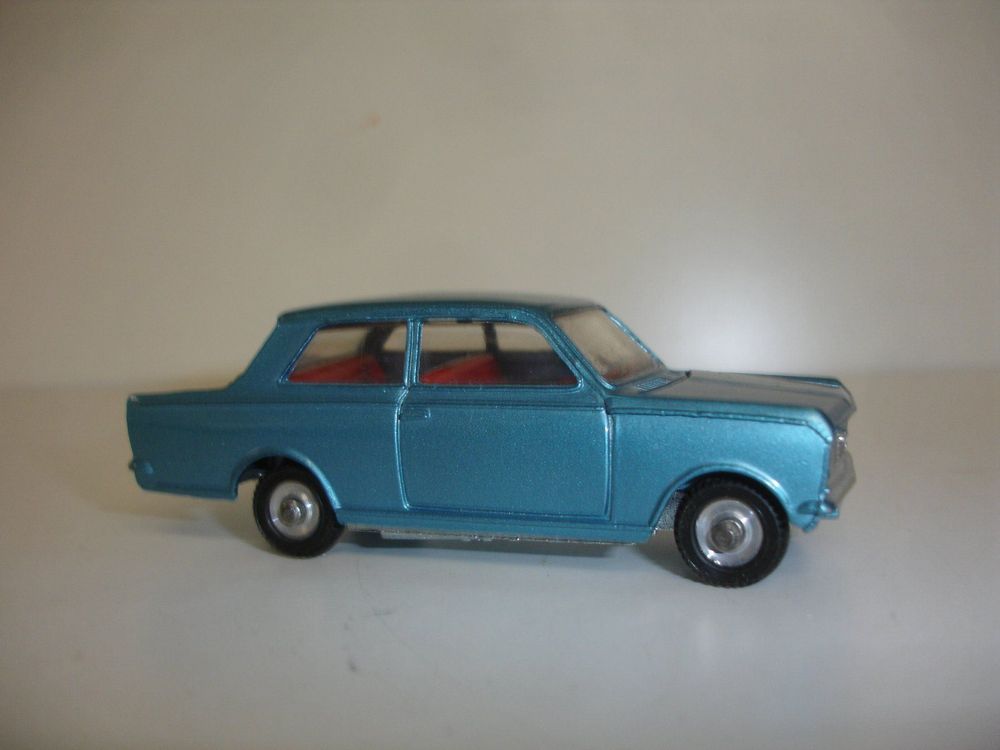 DINKY TOYS - 136 - VAUXHALL VIVA - White SCATOLA ORIGINALE 1/43 – Lino Mollo Numismatica Filatelia Antichità