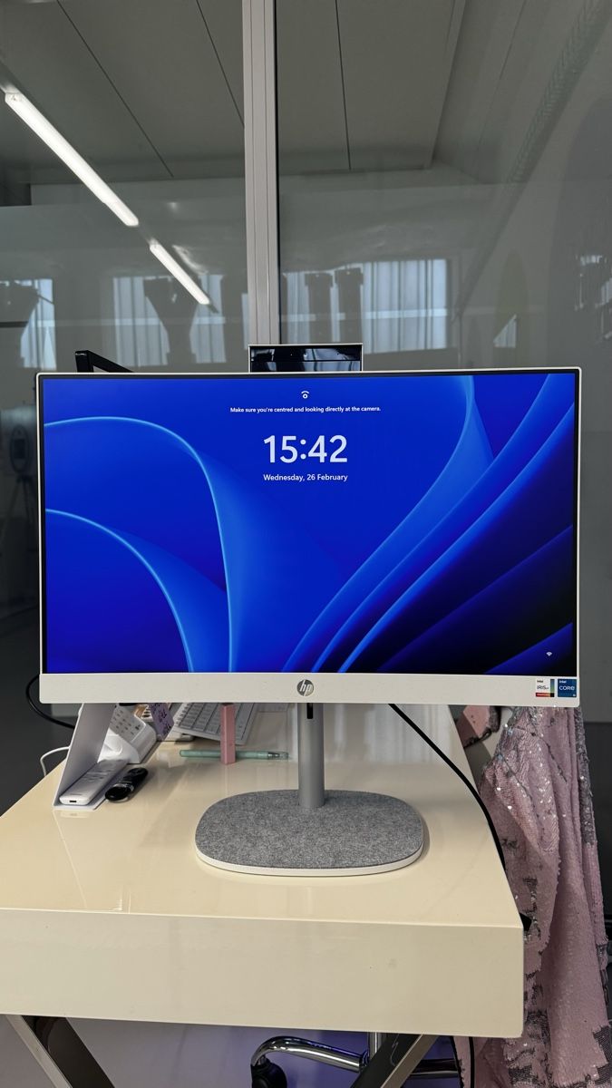 Hewlett Packard PCs: HP All-in-One Computer 24 inch, excellent condition – Gebraucht aus Oberdorf SO von Attorney_in_law