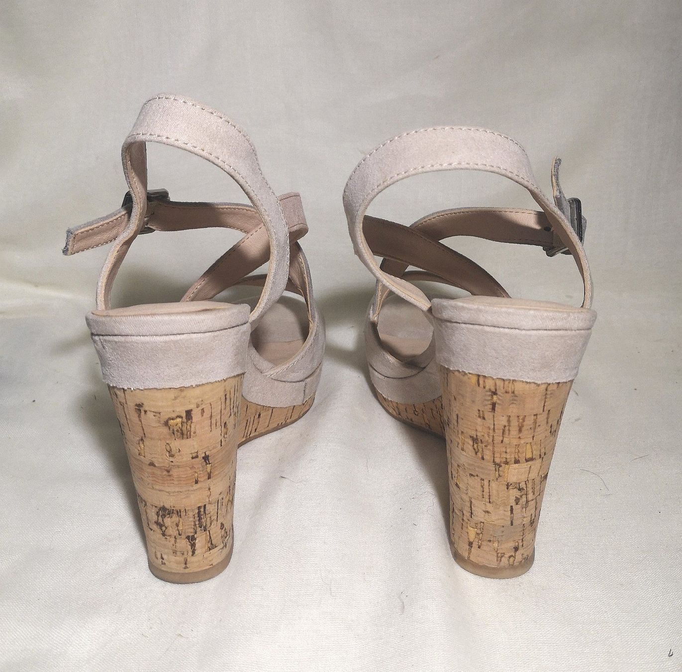 Graceland Damenschuhe: Sommerschuh mit Keilabsatz Gr. 37 - Spendenaktion – Gebraucht aus Unterkulm von Beljasch 2