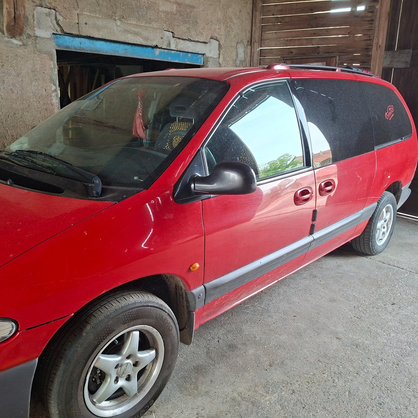 Chrysler Automobili: A vendre CHRYSLER VOYAGER L.E. 3.3 – Usato da Bavois venduto da Pafly63 2
