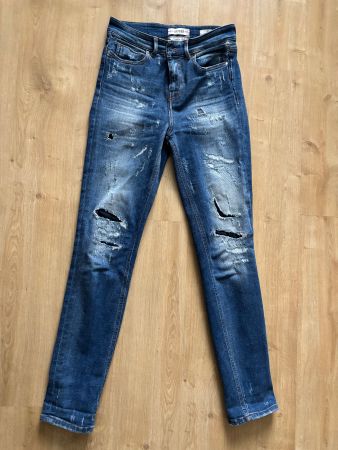 Guess Jeans, Skinny, destroyed Look, Top Zustand, Grösse 25
