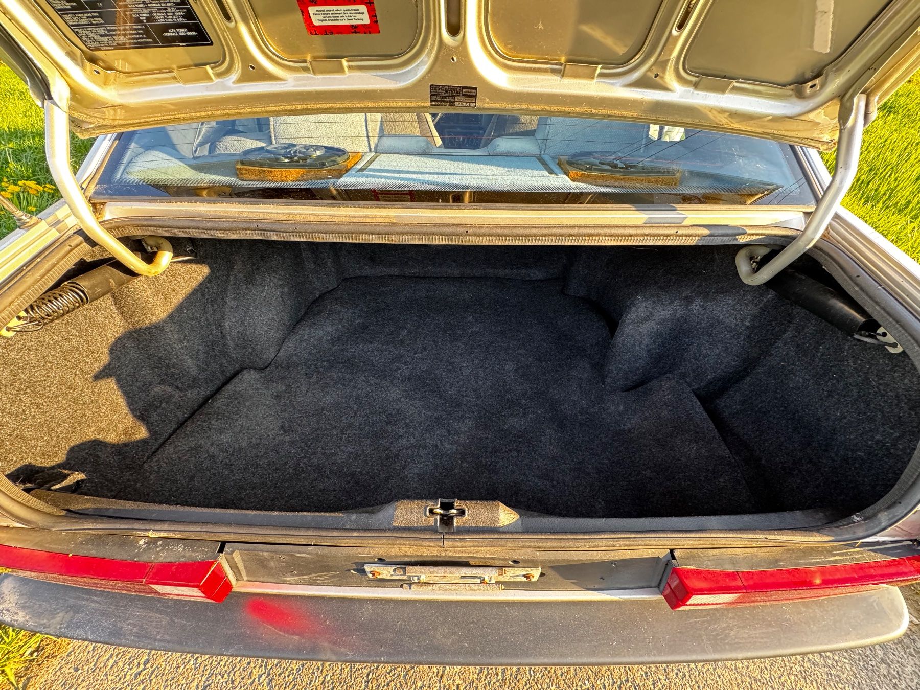 Alfa Romeo Automobili: 1990 Alfa Romeo 75 2.0 TS PREIS REDUZIERT – Usato da Lommis venduto da Seadoo 3