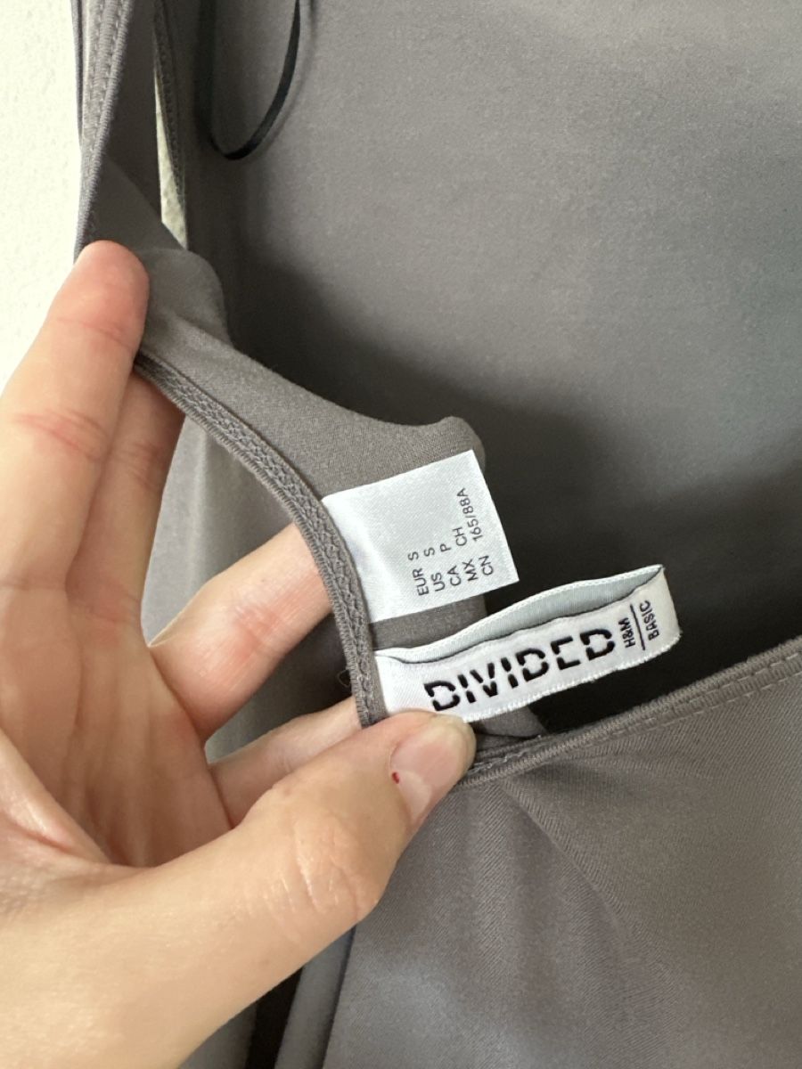 H&M Kleider: Kleid H&M Divided grau Grösse S neuwertig – Gebraucht aus Zug von a.marryl 7