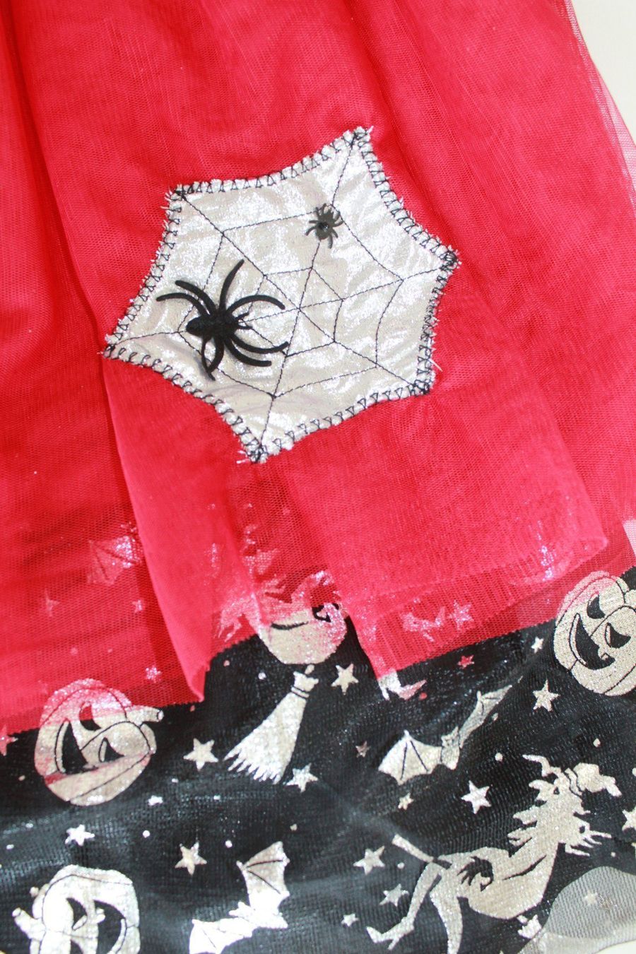 Costumi: Costume sorcière / Hexe t.92 – Usato da Peseux venduto da CoolShoping 6