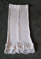 Zara Rock, Rippstrick, Creme mit Spitze, Grösse S