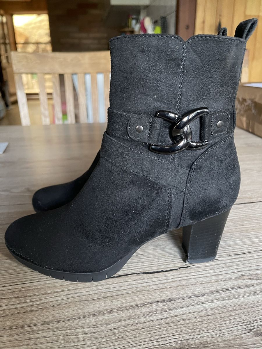 Scarpe da donna: Damenstiefelette Gr.36 – Usato da Fahrni b. Thun venduto da ams_56jv