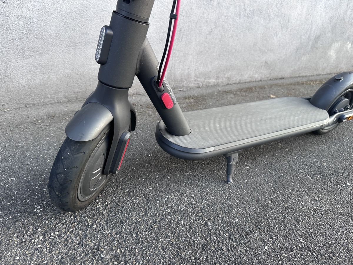 Xiaomi Kickboard: Xiaomi pro Electric Scooter  – Gebraucht aus Aarau von bikestones 4