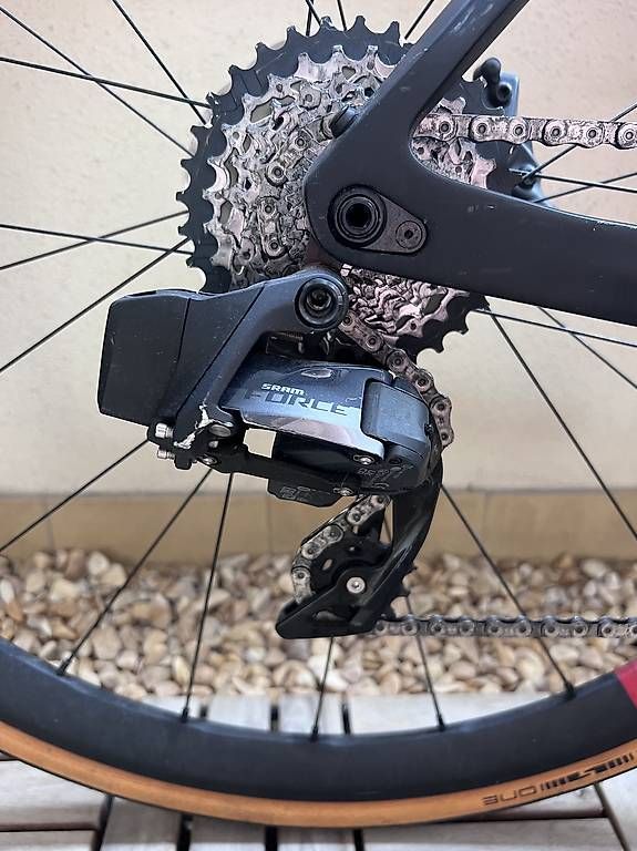 Biciclette: Vélo de route carbone – Usato da Genève venduto da mat_fd75 4