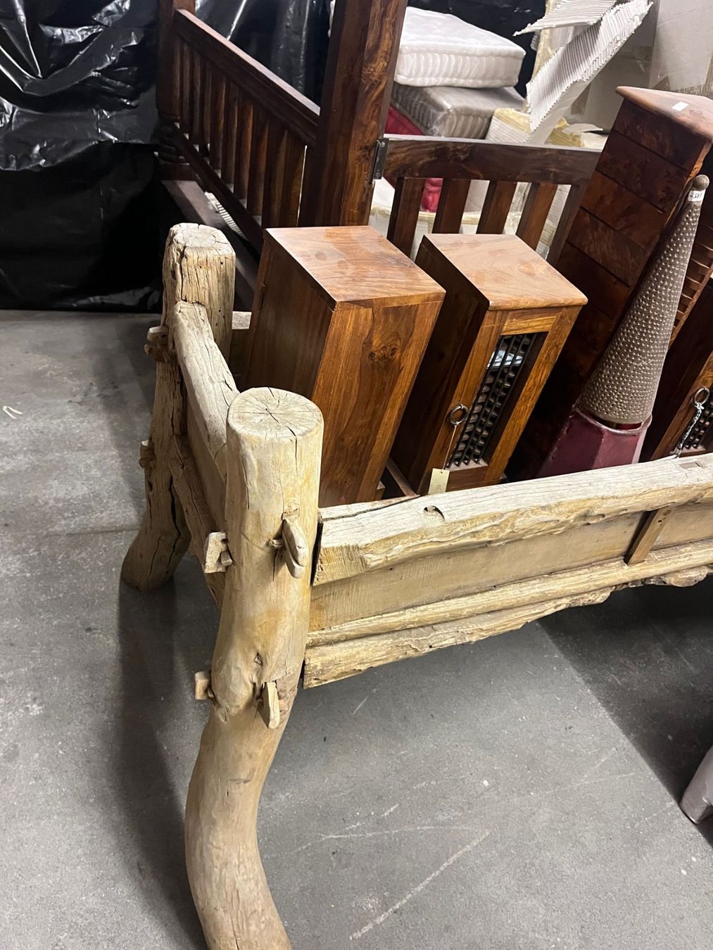 Articoli in legno: Rustikaler Holztrog aus massivem Altholz | LIQUIDATIONSVERKA – Nuovo (secondo la descrizione) da Cham venduto da mjg1901 1