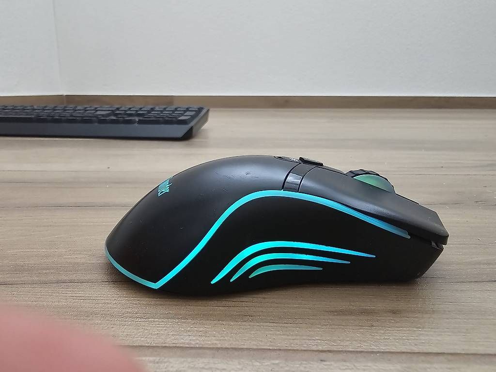Claviers: REDTHUNDER gaming Tastatur und Maus set – D'occasion à Schaffhausen par wch24