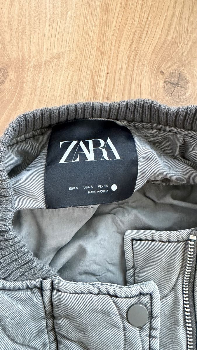 Zara Giacche: Zara Steppjacke Grau – Nuovo (secondo la descrizione) da Birsfelden venduto da cme_qqy9 1