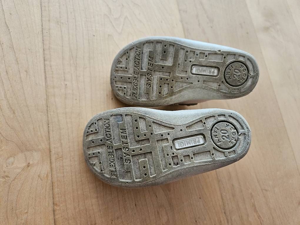 Schuhe für Jungen: Lauflernschuhe Primigi 20  – Gebraucht aus Winterthur von sim_g6ny 2