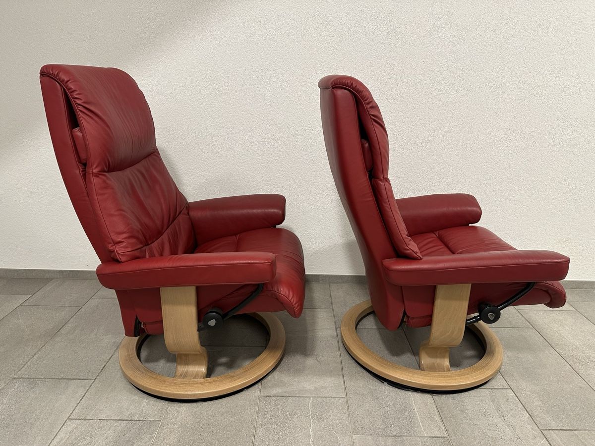 Stressless Poltrone: 2 Stressless Sessel inkl. 2 Hocker – Usato da Biberist venduto da tob_r9tj 2