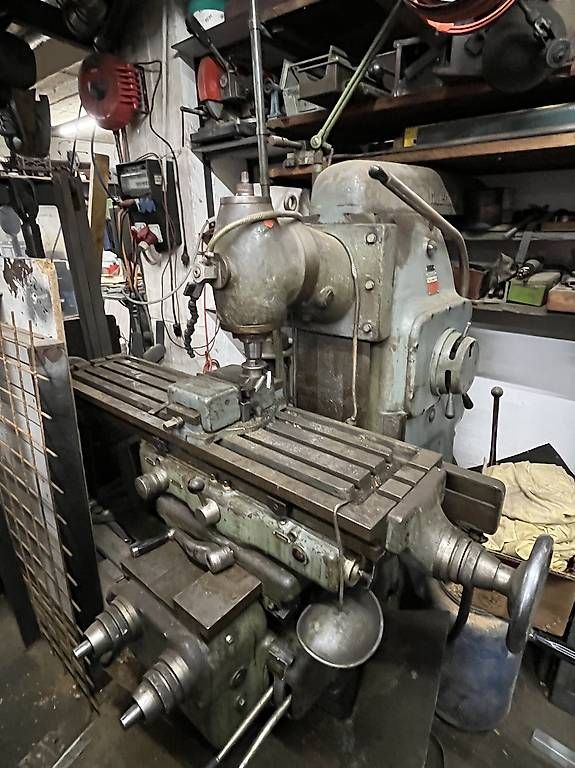 Tutte le macchine: Fräsmaschine – Usato da Zürich venduto da DJ1999