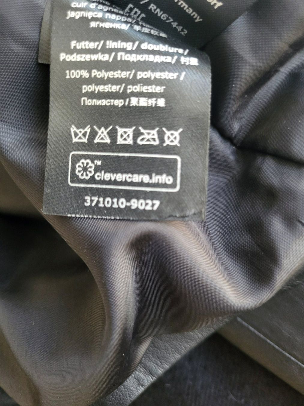 Riani Giacche: Schwarze Riani Lederjacke, Grösse 36 – Usato da Grüsch venduto da Marianna05 4