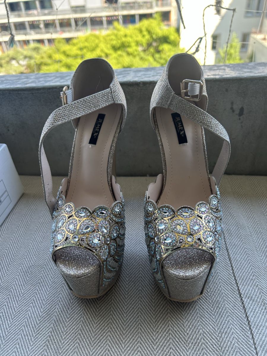 Scarpe da donna: Schuhe  – Usato da Basel venduto da Krisztina.na 1
