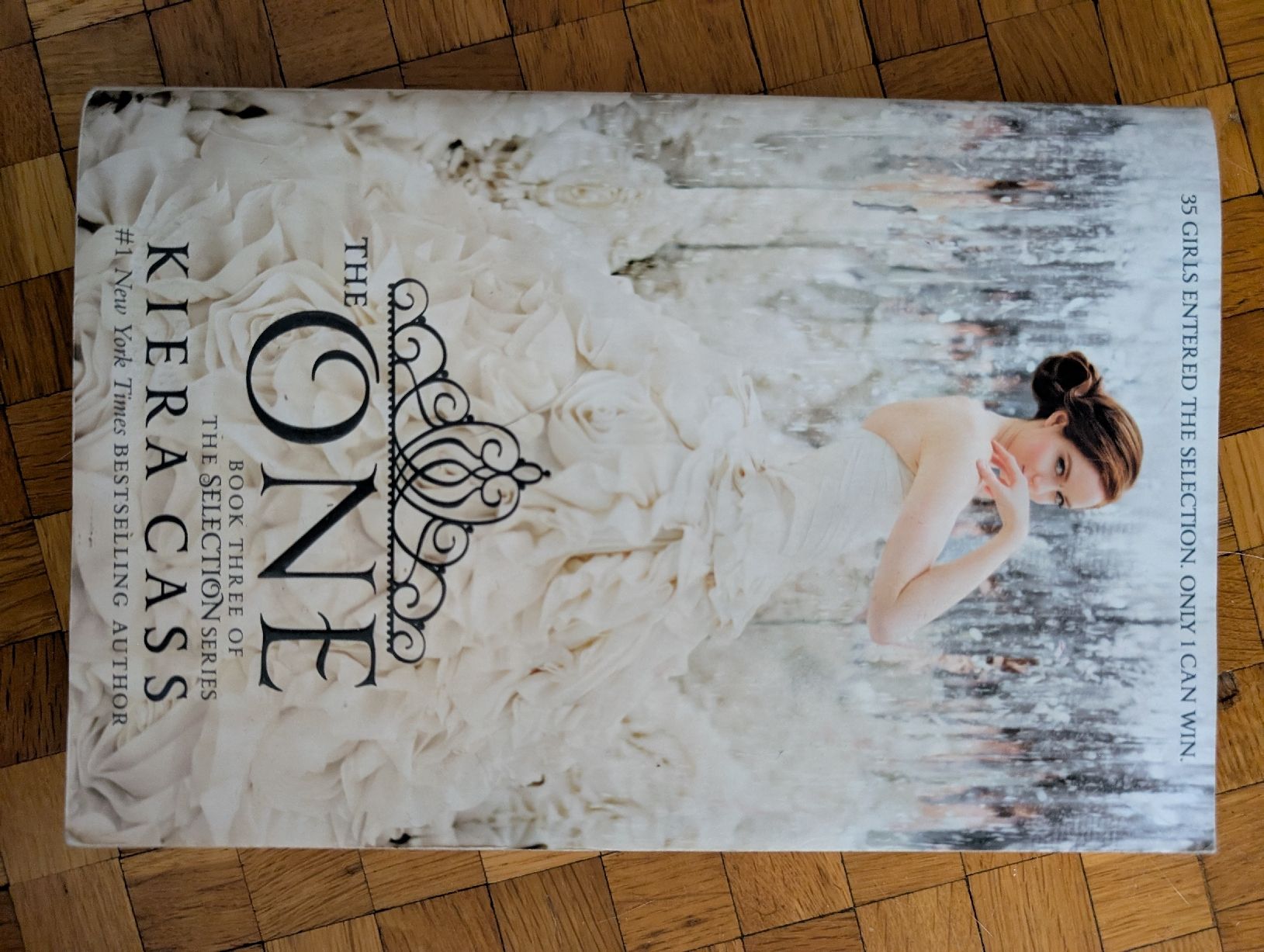 Libri: The One Selection Kiera Kass Buch – Usato da Gelterkinden venduto da oli_dr8y
