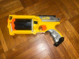 Gelbe Nerf Super Soaker Dartpistole - Top Zustand!
