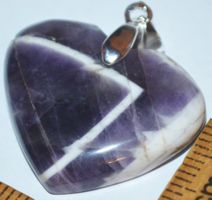 Anhänger L-5794 – Amethyst Herz Cabochon leicht defekt 21x26