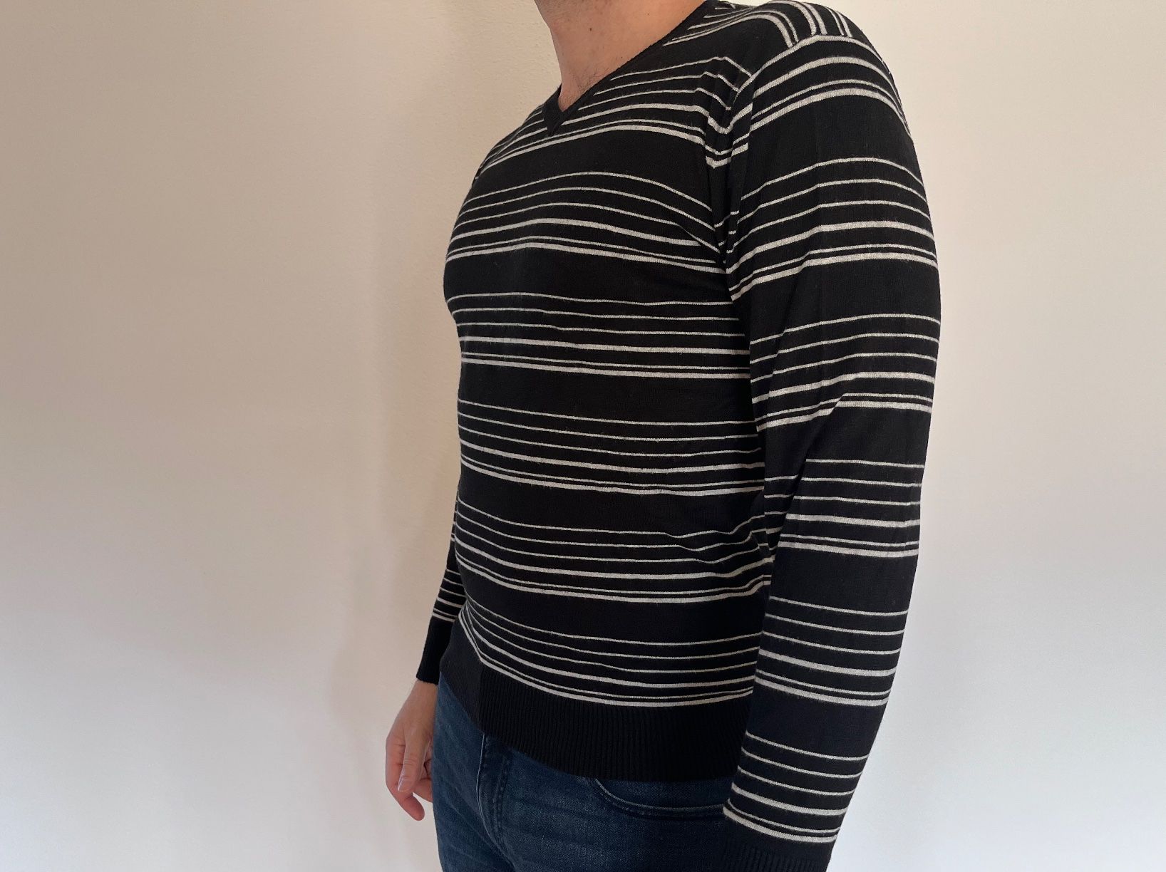 Maglioni & Felpe: Herrenpullover schwarz/weiss gestreift Gr. L modisch elegant – Usato da Sennhof venduto da scRatchy03 1