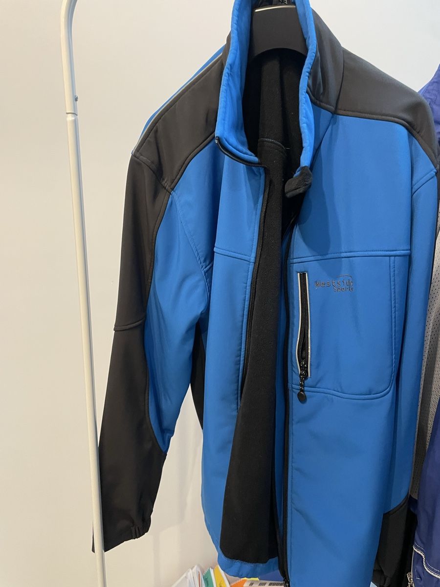 Giacche: NEU Softshell Jacke mit Fleece Grösse L – Nuovo (secondo la descrizione) da Aristau venduto da cherry-berry
