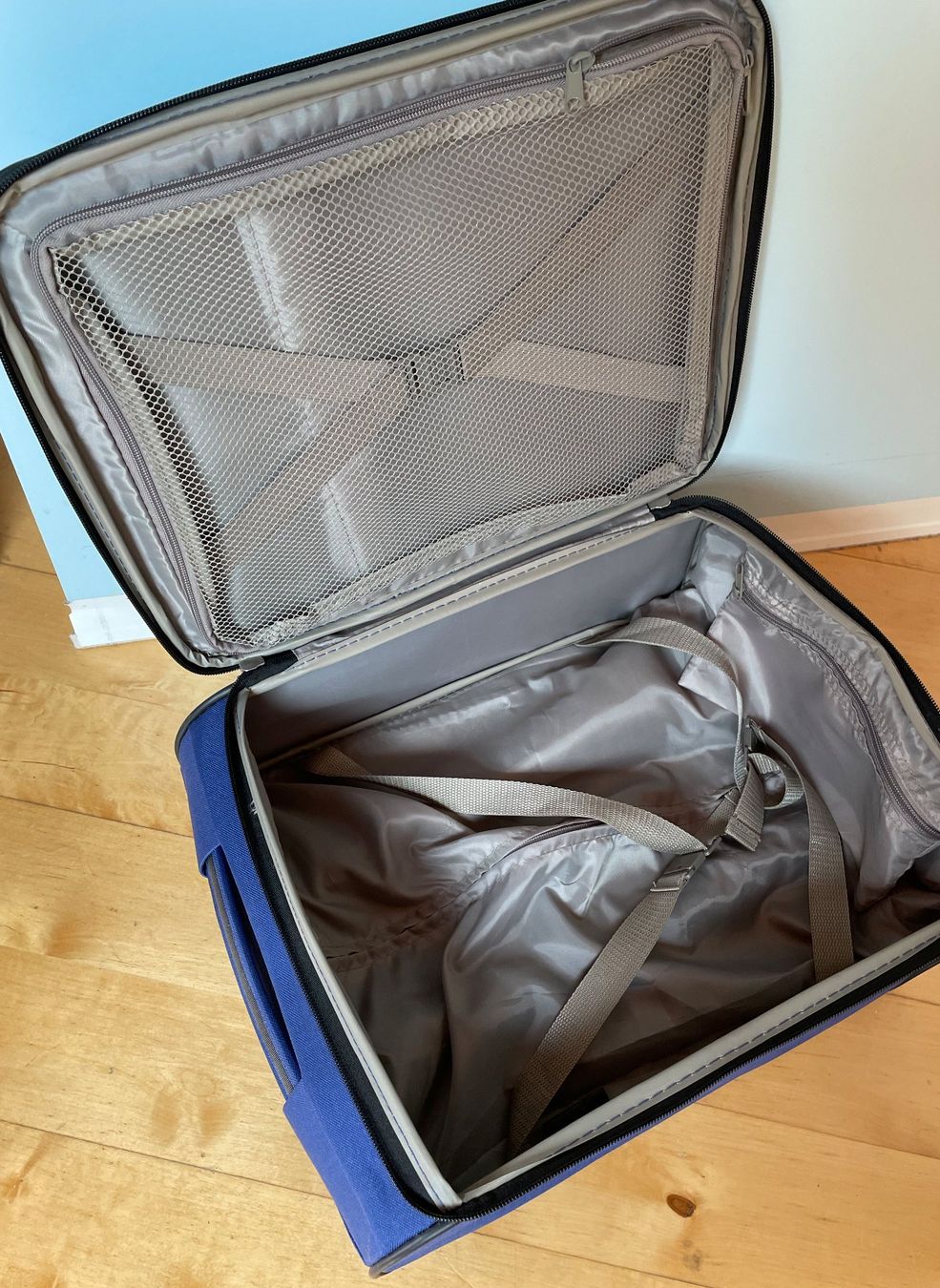 Valises de voyage: Reise-Rollkoffer 2 Stück – Neuf (Voir description) à Gelterkinden par Deafinado 3