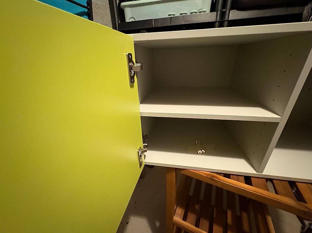 Armadietti a specchio: Armoires suspendues à vendre – Usato da Yverdon-les-Bains venduto da Alfred58 4